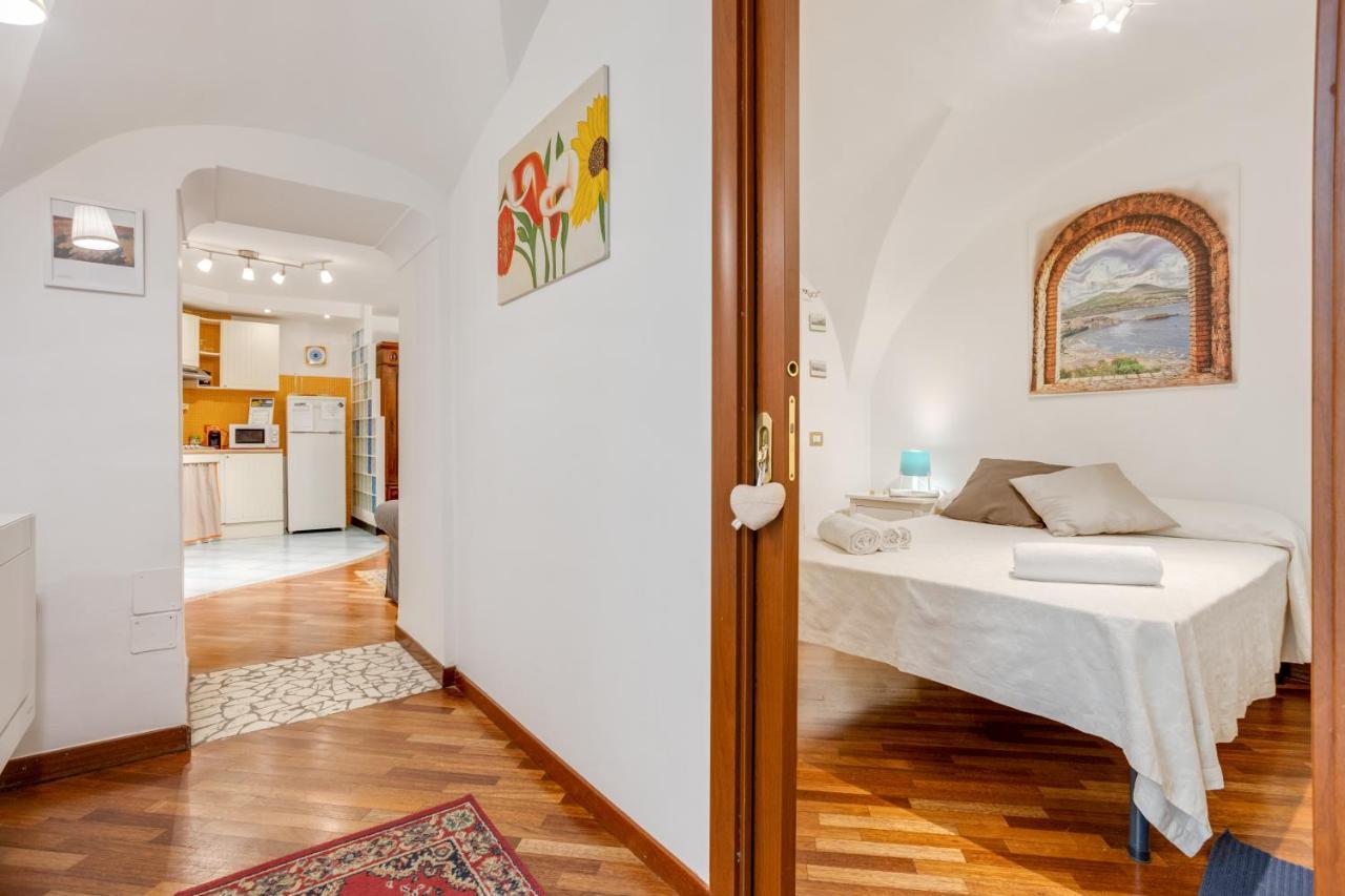 Guesthost - Casa Querida Central & Elegant Flat Neapel Exterior foto